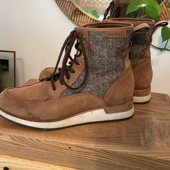 Merrell Roam Boots - Picture 2 of 6